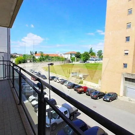Apartment With 2 Bedrooms In Braga With Wonderful City View Balcony And Wifi 40 Km From The Beach شقة براغا